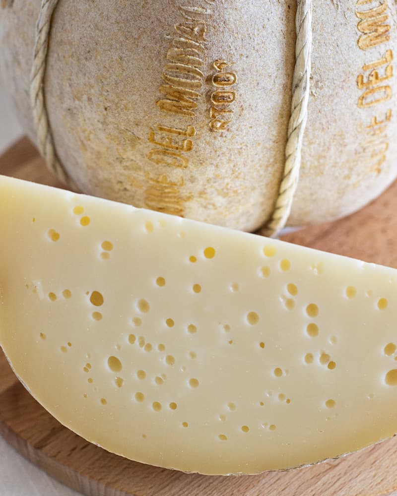 Provolone del Monaco D.O.P.
